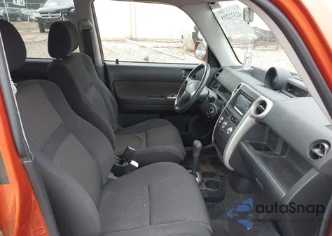 2004 Scion Xb z USA, uszkodzony, nr VIN JTLKT324X40167008